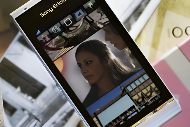 Firmware Sony Ericsson Satio (U1) (Global)